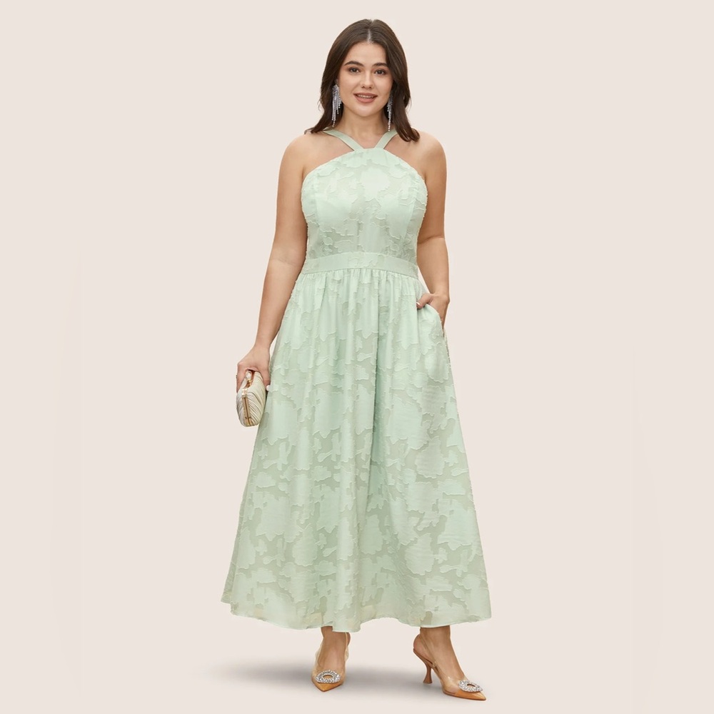 Bloom Chic Halter Maxi dress with pockets NWT